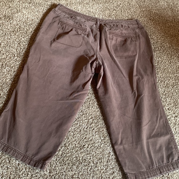 Caribbean Joe 18W Capri - Picture 4 of 4